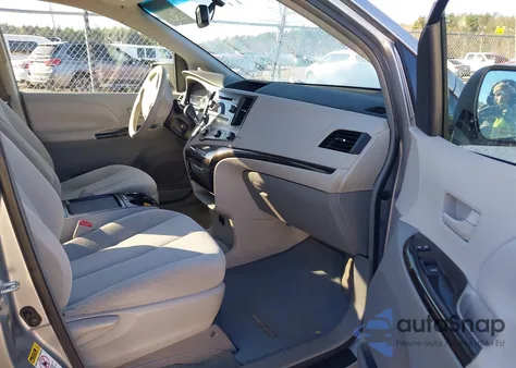 2011 Toyota Sienna Le V6 из США, поврежденный, VIN 5TDKK3DC5BS124015